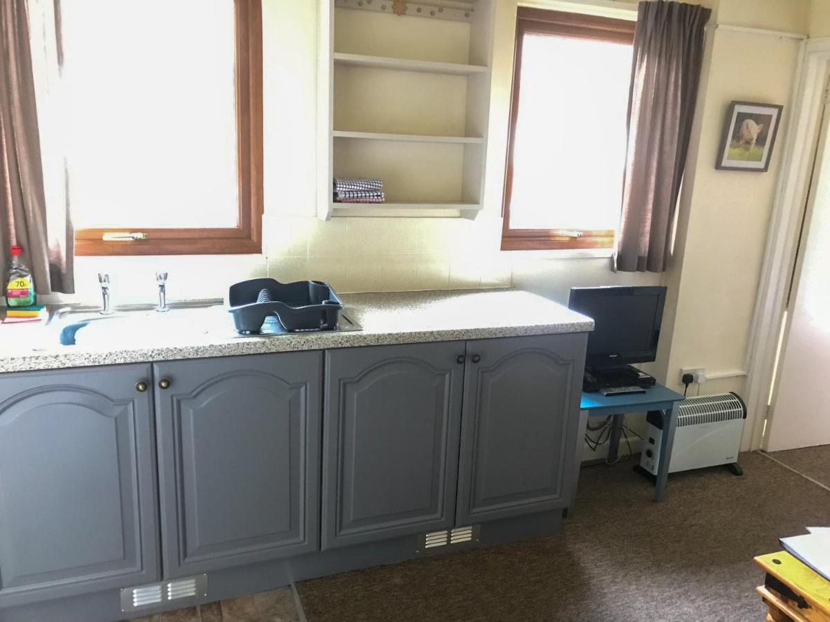 Court Farm Holiday Bungalows Ltd Уочет Екстериор снимка