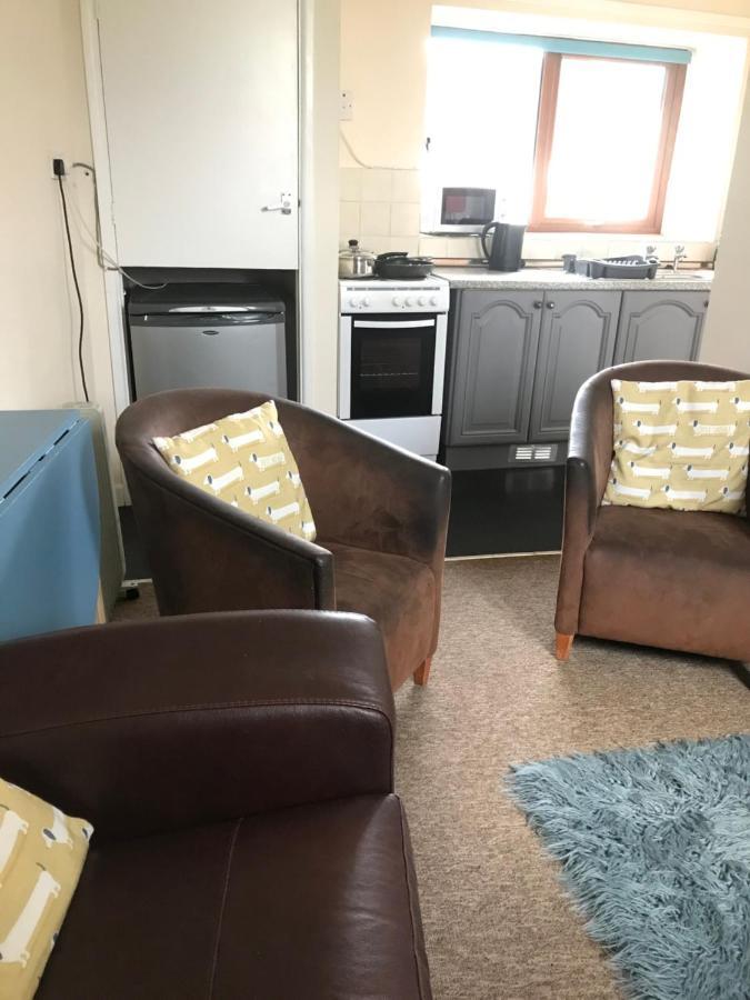 Court Farm Holiday Bungalows Ltd Уочет Екстериор снимка