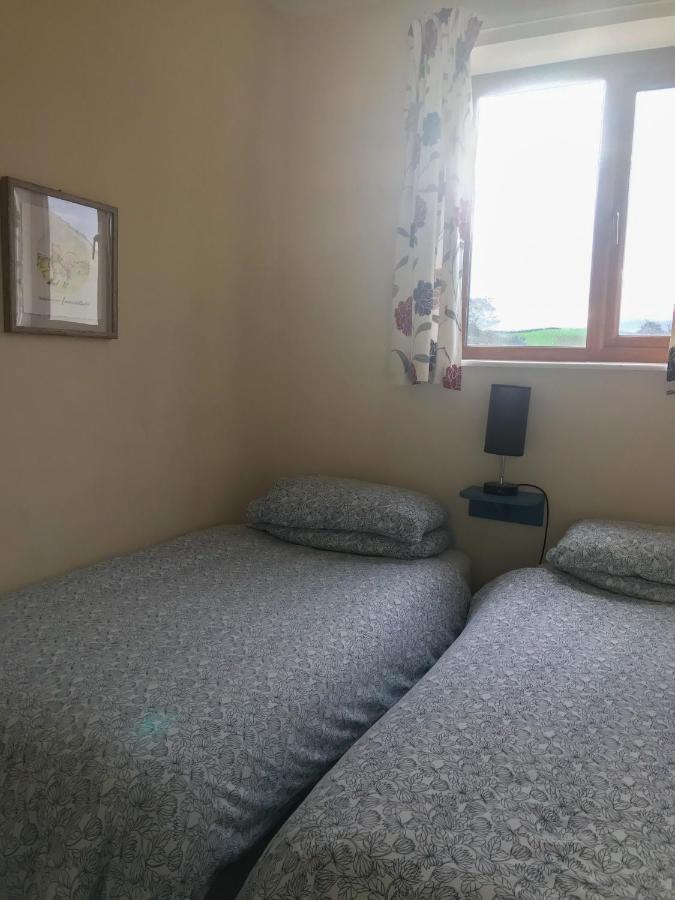 Court Farm Holiday Bungalows Ltd Уочет Екстериор снимка