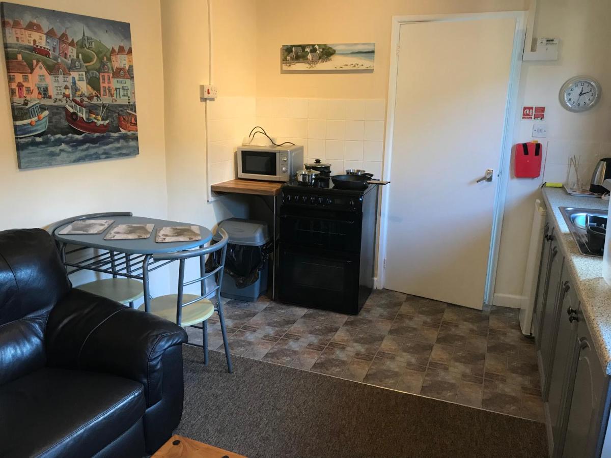 Court Farm Holiday Bungalows Ltd Уочет Екстериор снимка