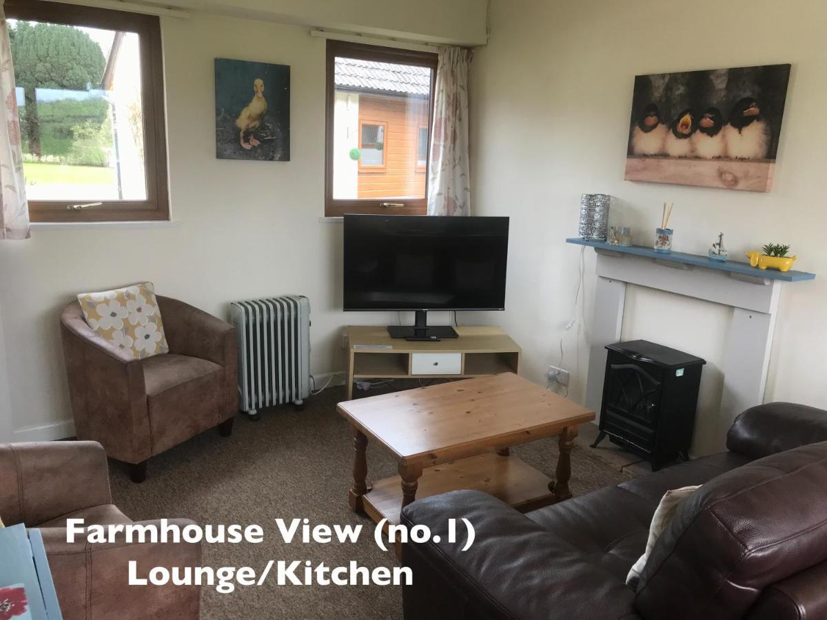 Court Farm Holiday Bungalows Ltd Уочет Екстериор снимка